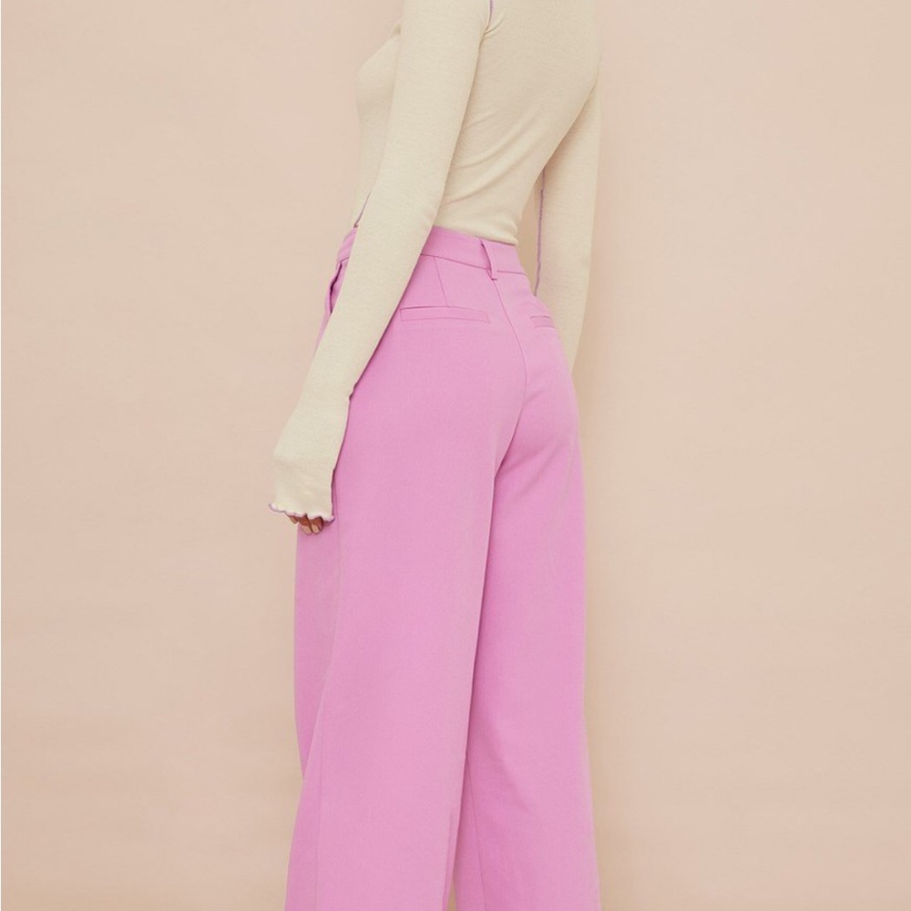 NA-KD Pleat Suit Pants - Picture 4 of 4